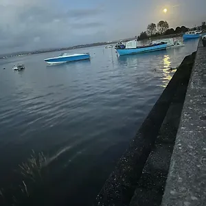 Waters Edge Holiday home